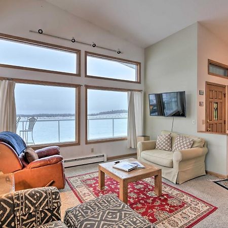 אנקורג' Spacious Family Home With Deck And Million-Dollar View מראה חיצוני תמונה