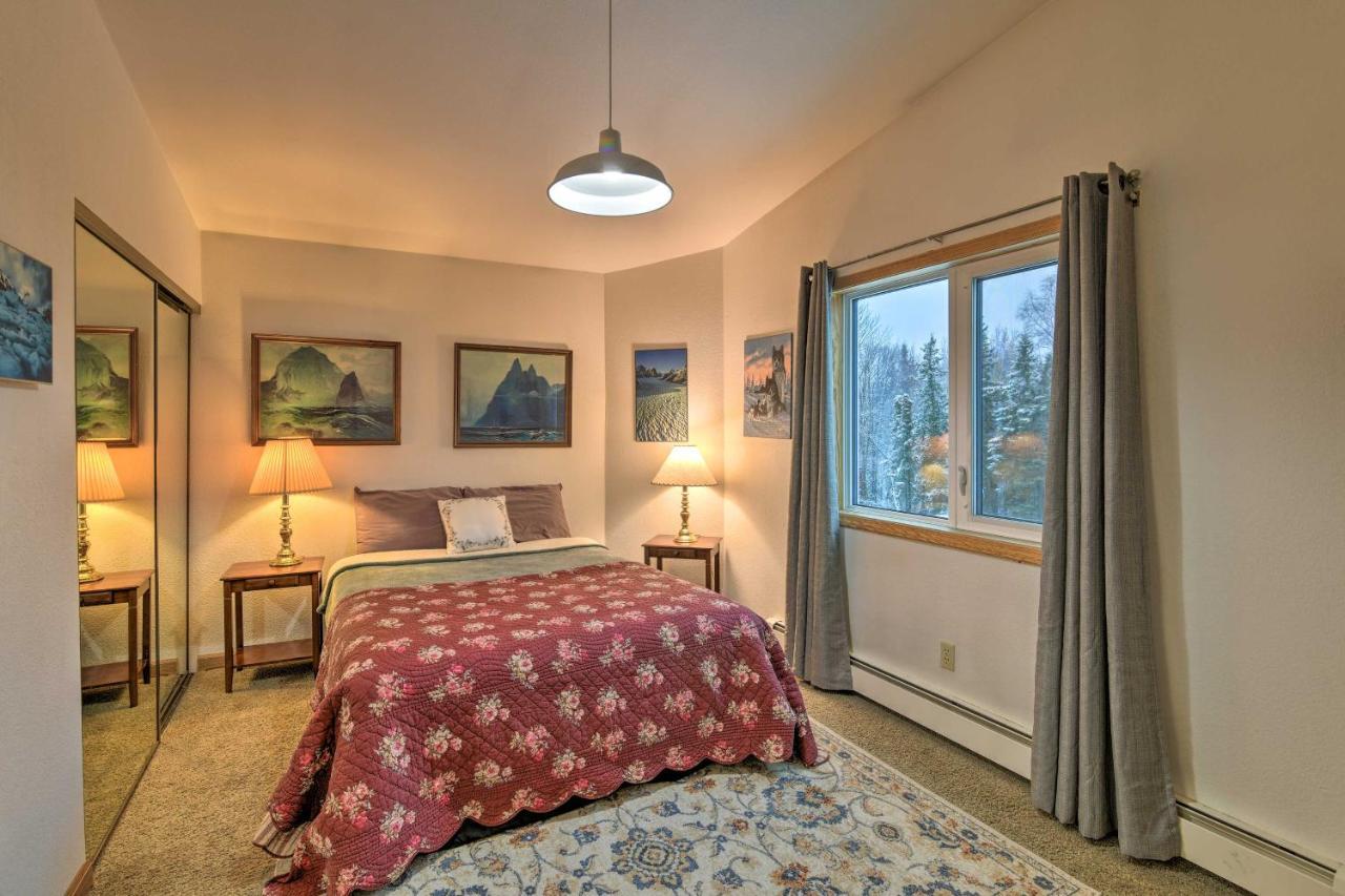 אנקורג' Spacious Family Home With Deck And Million-Dollar View מראה חיצוני תמונה